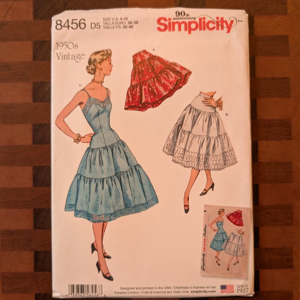 Simplicity 8456 - Uncut - 1950s Vintage - Sizes 4-12 - Petticoat Slip